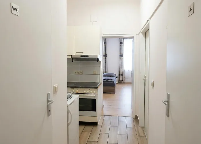 Only 15 Min To Center - Comfortable 1br With Tv & Wifi Apartment Wien