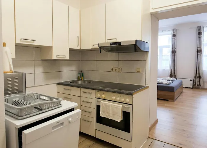 Only 15 Min To Center - Comfortable 1br With Tv & Wifi